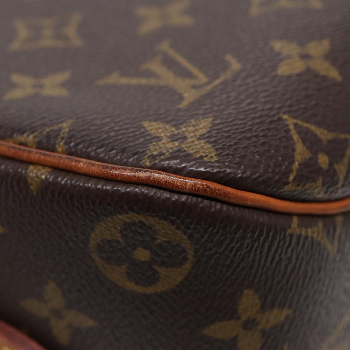 LOUIS VUITTON Monogram Blois Shoulder Bag M51221 LV Auth ki4766