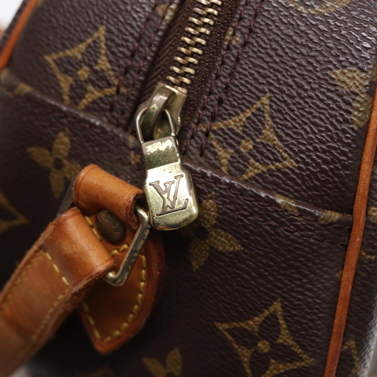 LOUIS VUITTON Monogram Blois Shoulder Bag M51221 LV Auth ki4766