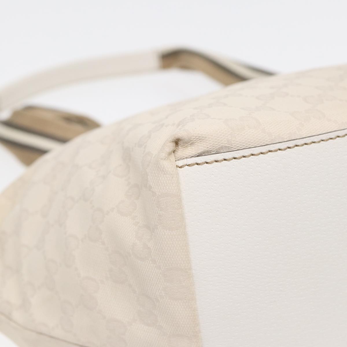 GUCCI GG Supreme Tote Bag White Beige gold 131230 Auth ki4782