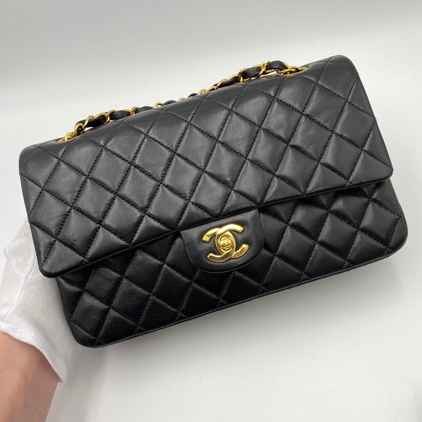 CHANEL VINTAGE CLASSIC FLAP MEDIUM CHAIN SHOULDER BAG BLACK LAMB SKIN 90219630
