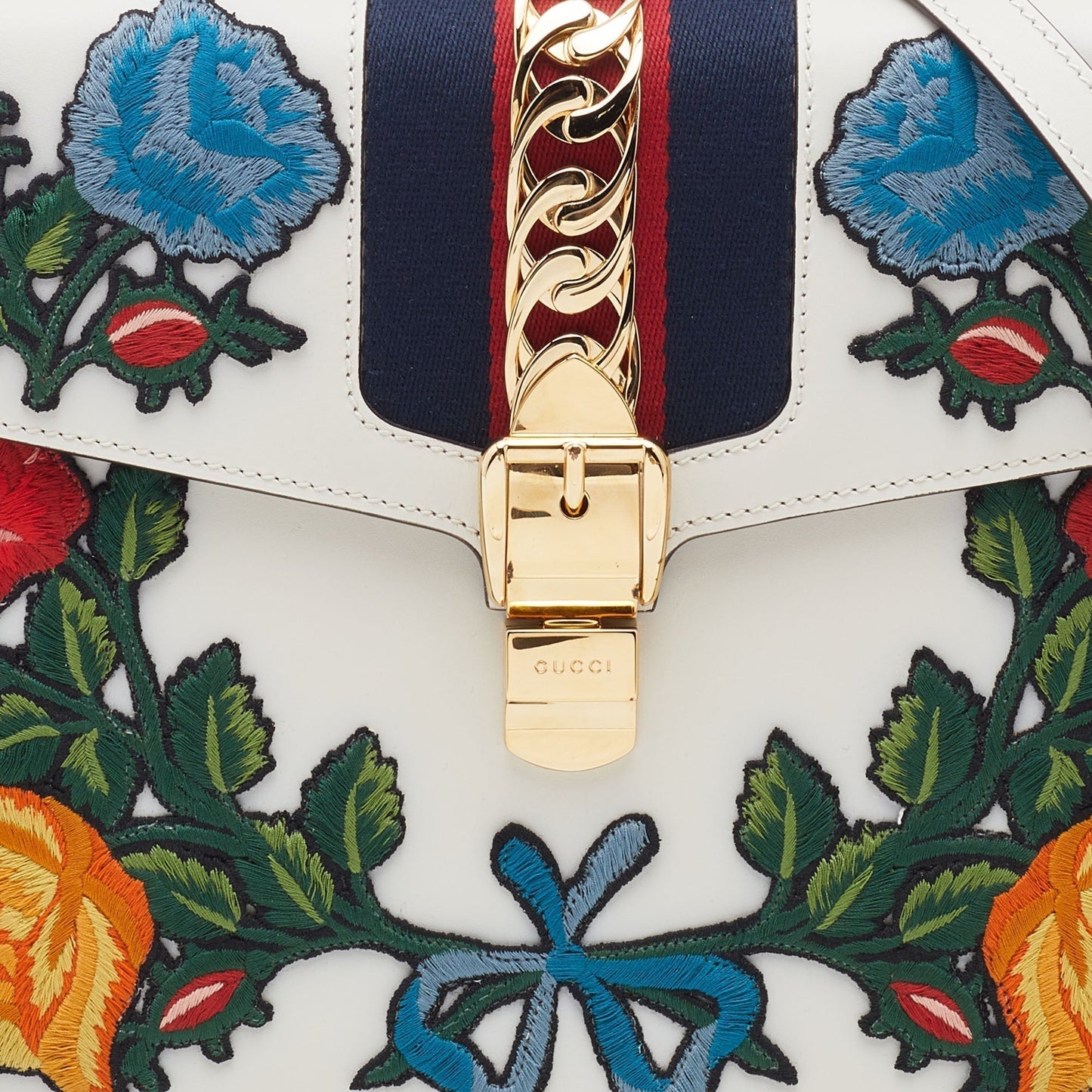Gucci White Leather Floral Embroidered Medium Sylvie Top Handle Bag