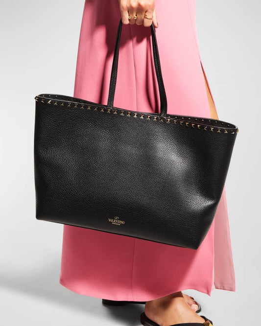 Valentino Garavani Rockstud tote bag in grainy calfskin leather