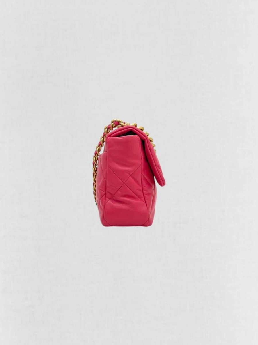 CHANEL 19 Pink Quilted Shoulder Bag
