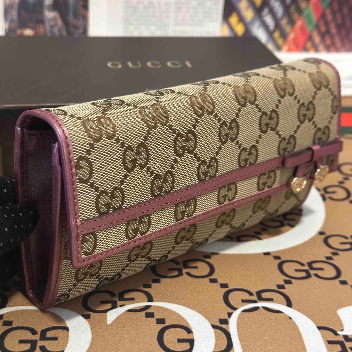 Preloved Gucci GG Monogram Beige Canvas Wallet with Pink Accents
