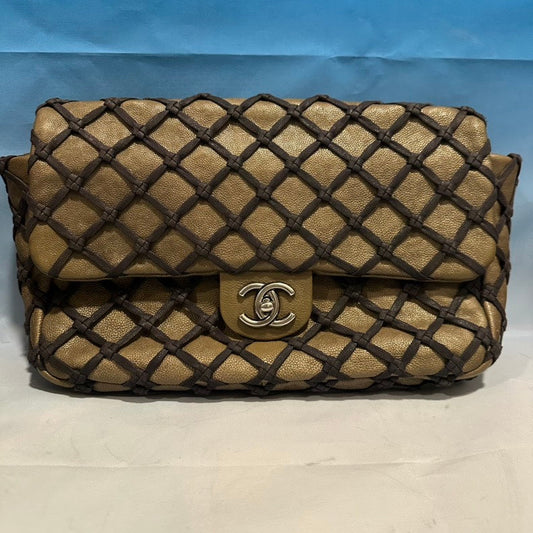Chanel Vintage Quilted Gold Leather Shoulder Bag
