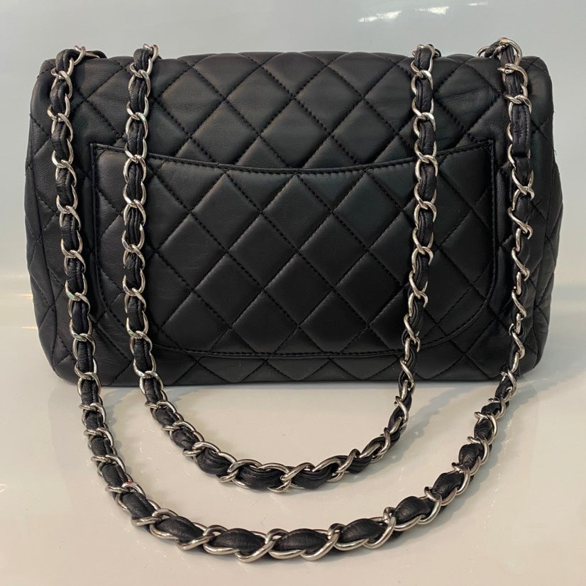 Preloved Chanel Classic Flap Bag Black Leather Shoulder Bag