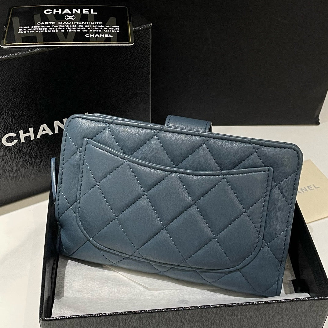 Chanel Quilted Lambskin Wallet, Blue, 16(2012) #11806 - 99% New Condition