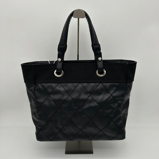 Chanel Black Leather Quilted Shoulder Bag Medium Size