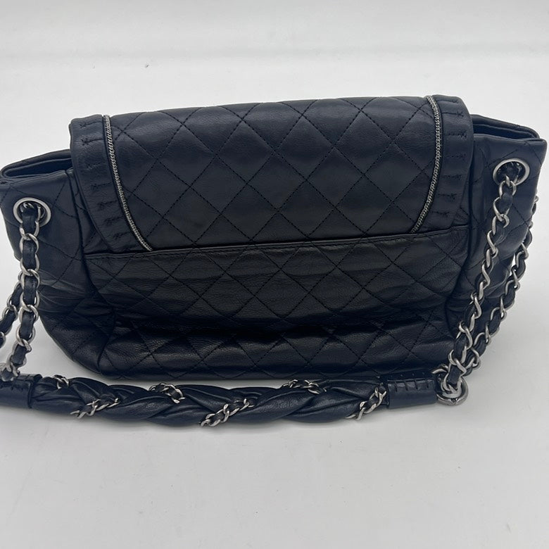 Chanel Black Leather Quilted Chain Shoulder Bag Medium Size