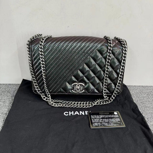Chanel Leather Quilted Chain Shoulder Bag with Dustbag and Card
