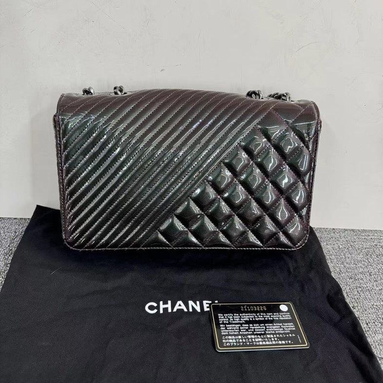 Chanel Leather Quilted Chain Shoulder Bag with Dustbag and Card
