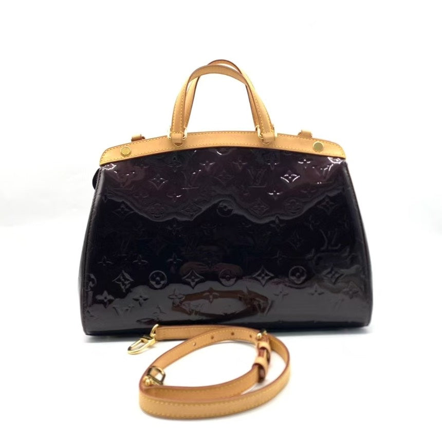 Louis Vuitton Brea Amarante Monogram Vernis Handbag Medium
