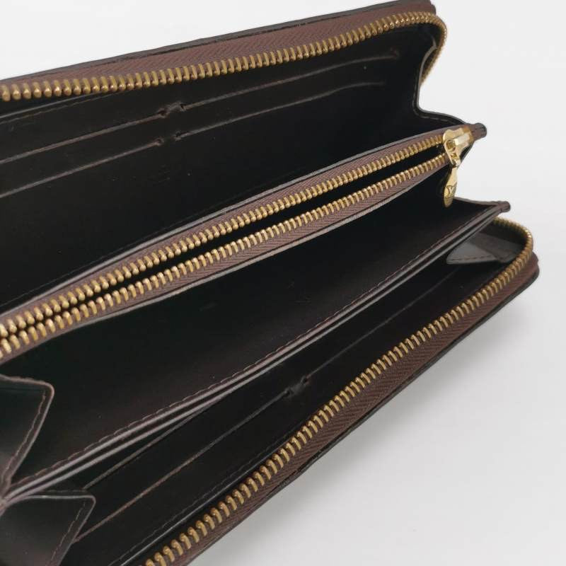 Louis Vuitton Monogram Vernis Zippy Wallet Amarante