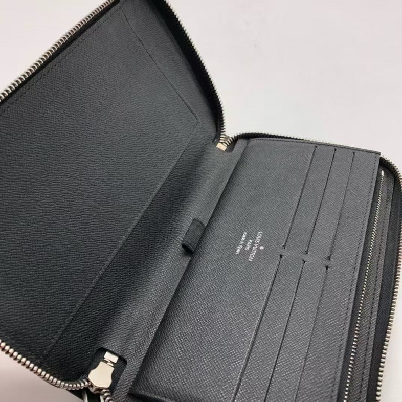 Louis Vuitton Damier Graphite Clutch Bag