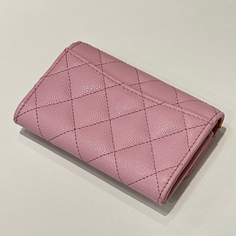 Pre-loved Chanel Classic Pink Quilted Wallet