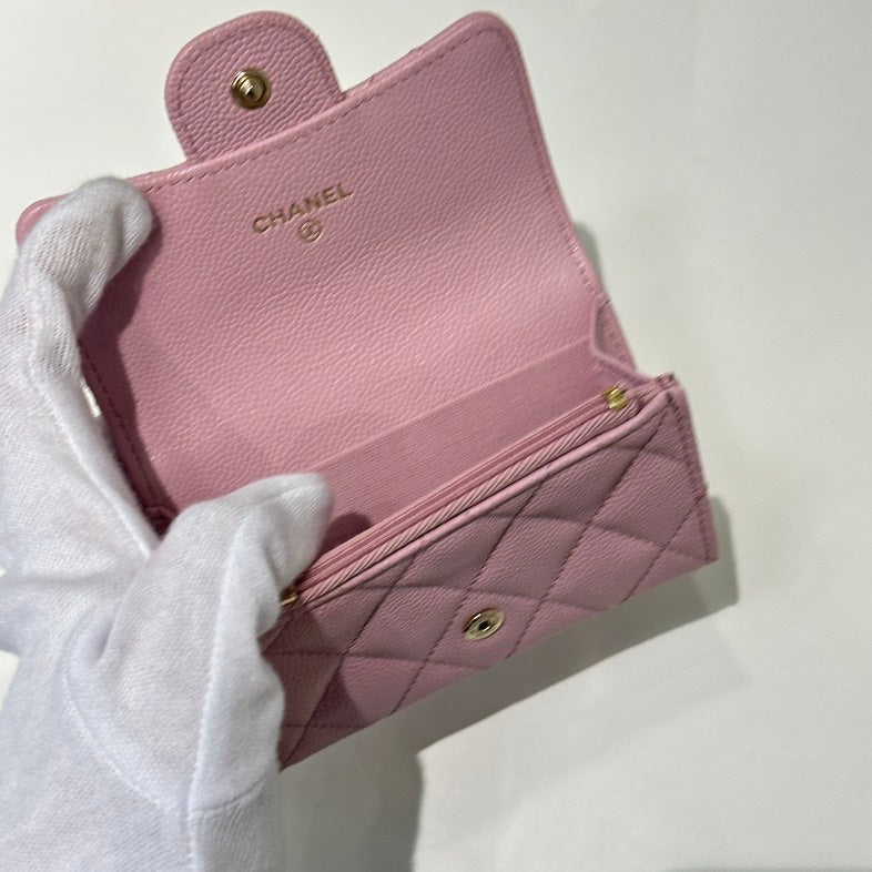 Pre-loved Chanel Classic Pink Quilted Wallet