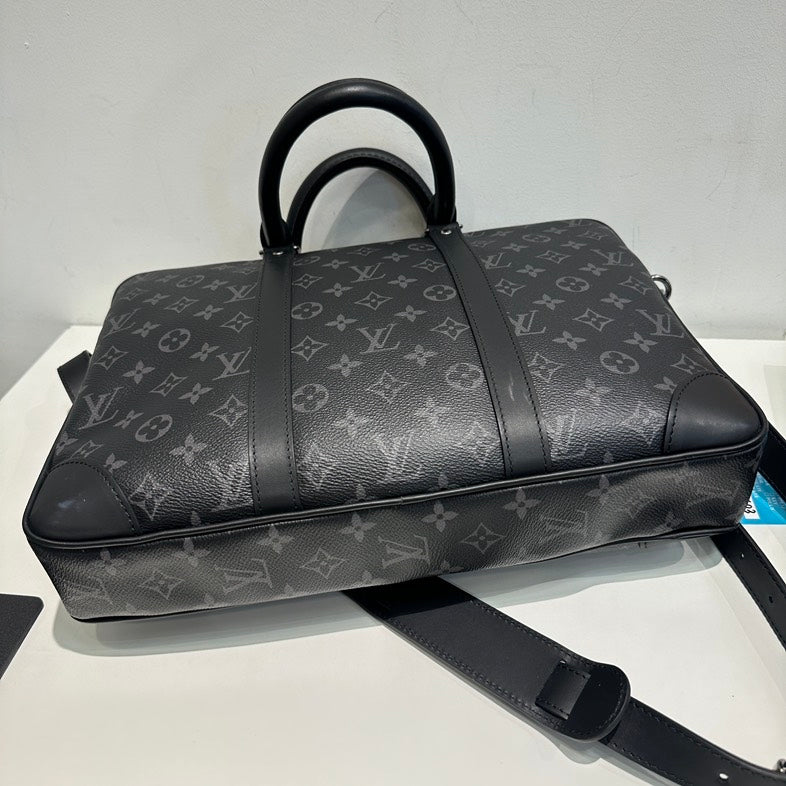 Pre-loved Louis Vuitton Monogram Shadow Tote Bag in Black Leather Crossbody