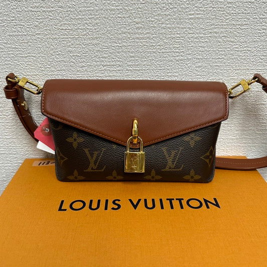 Louis Vuitton V7777 Monogram Chocolate Leather  Shoulder Bag