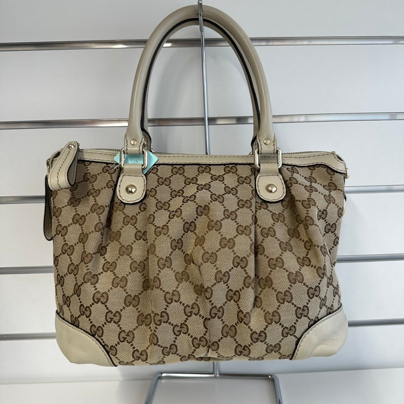 Pre-loved Gucci GG Tote Bag 2033 Beige Canvas Medium