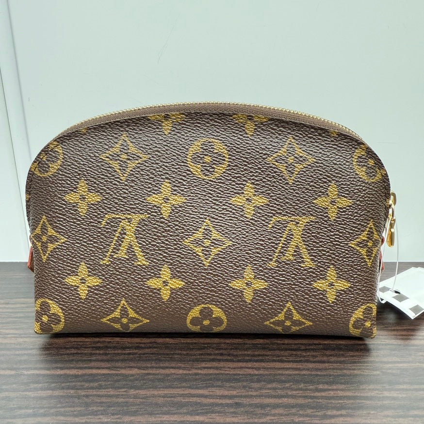 Louis Vuitton Monogram Cosmetic Pouch PM LB110116 Brown Clutch