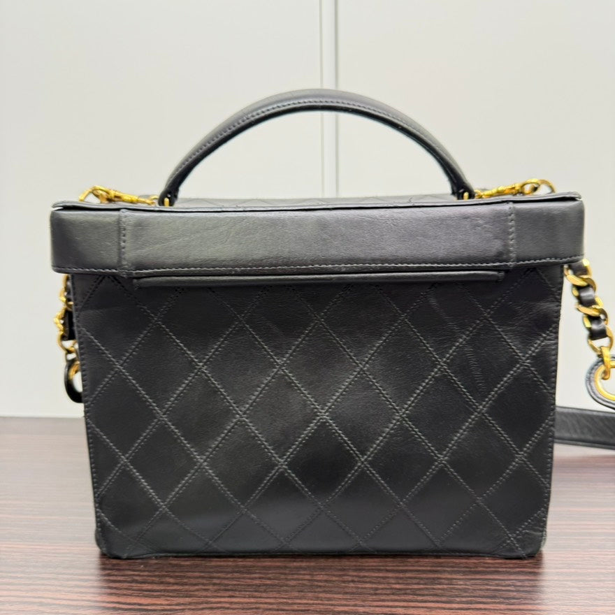 Vintage Chanel Lambskin Black way Vanity Case NG - Shoulder/Top Handle Bag