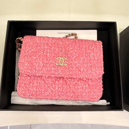 Chanel Mini Chain Bag in Pink Tweed - Shoulder Mini Bag