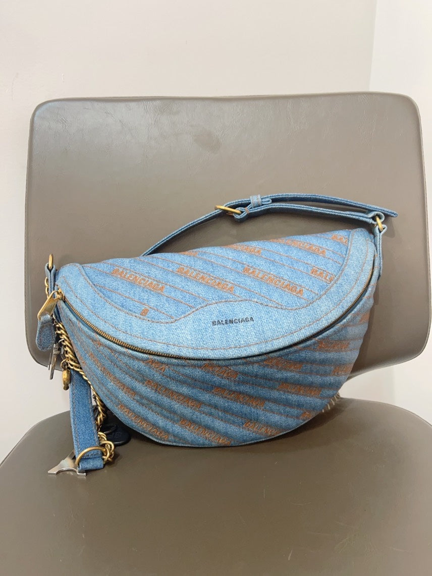 Balenciaga Denim Chain Bag in Blue -  Shoulder Bag