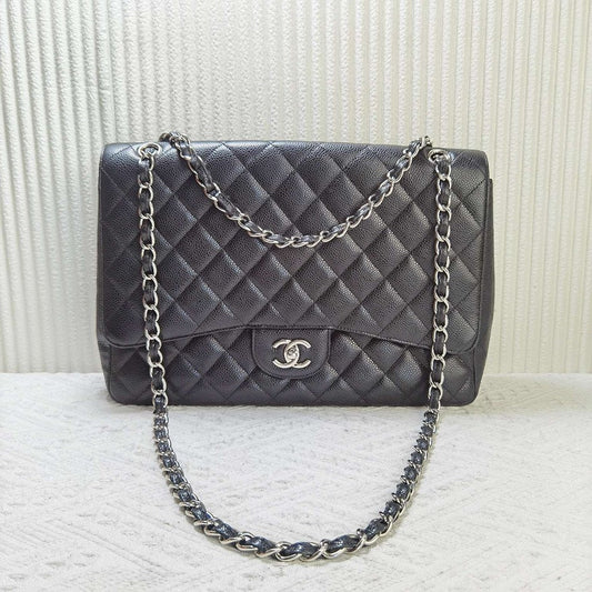 Chanel Preloved CF Bag Maxi XR5480 Black Quilted Leather Shoulder Bag