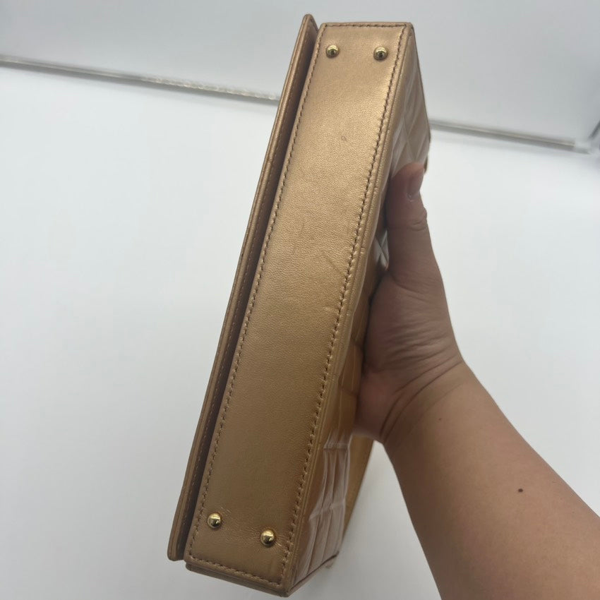 vintage Chanel shoulder bag A