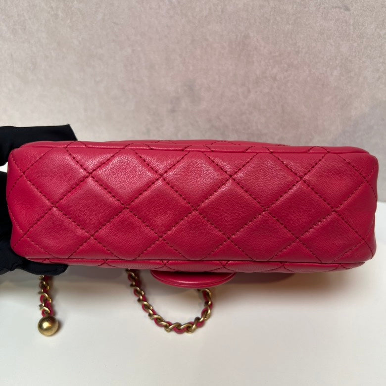 CHANEL Red Quilted Leather Shoulder Bag
