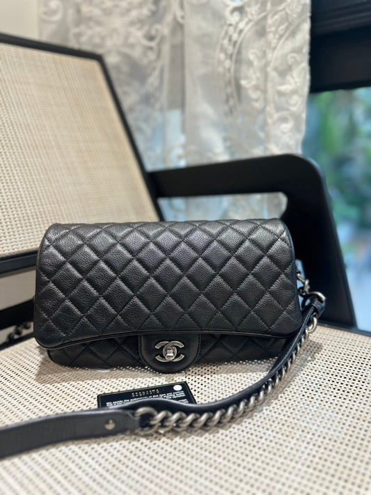 Preloved Chanel Classic Flap Bag Black Leather Shoulder Bag