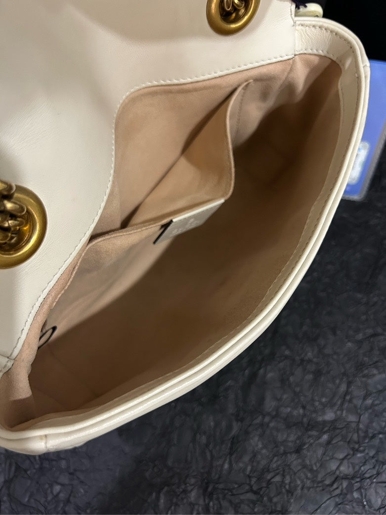 Gucci White GG Marmont Small Shoulder Bag in Calfskin