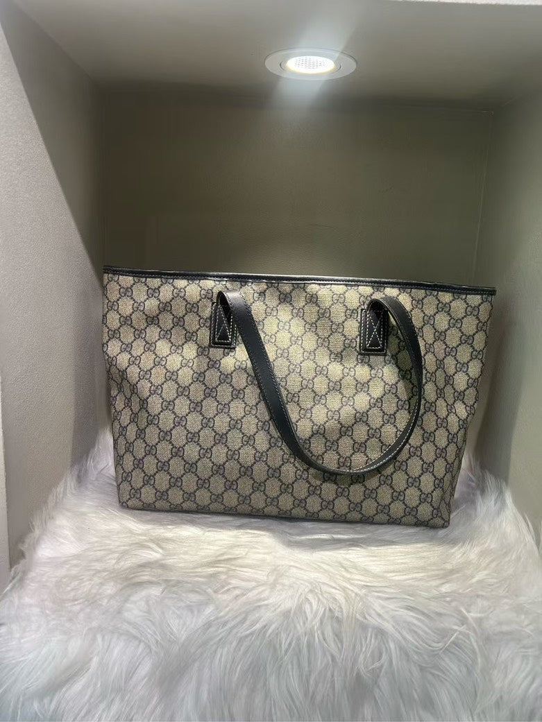 Pre-loved GUCCI GG Supreme Medium Monogram Tote Bag Beige Canvas