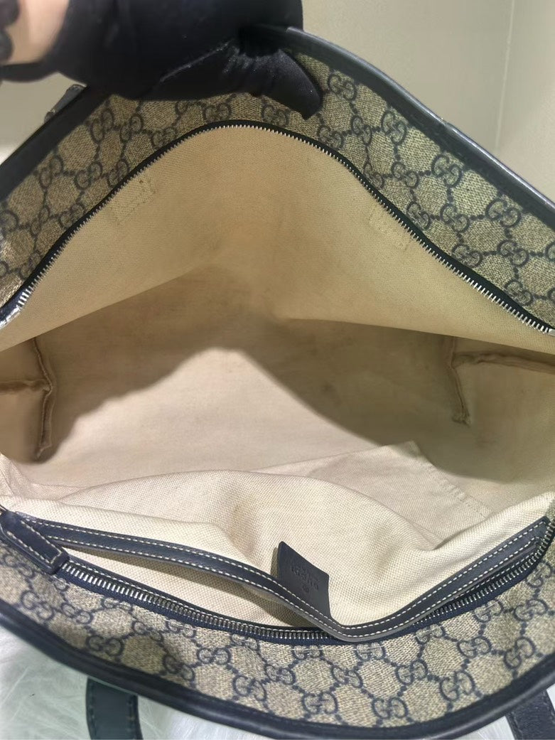 Pre-loved GUCCI GG Supreme Medium Monogram Tote Bag Beige Canvas
