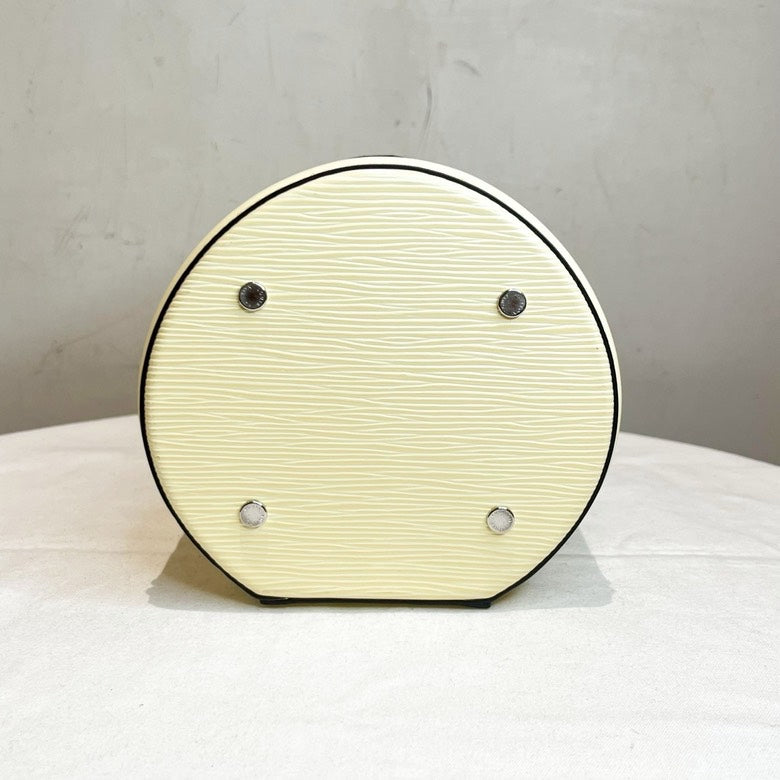 Louis Vuitton LV Epi Bucket Bag with Strap Lock and Key in Ivory Leather