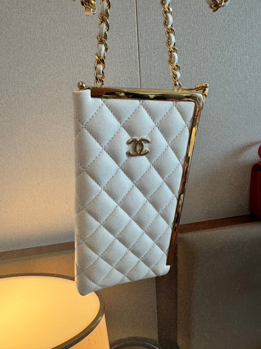 Chanel Classic White Leather Shoulder Bag