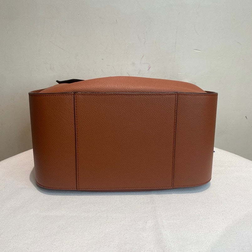 Loewe Hammock Bag Carmel MM Size Leather Shoulder Bag