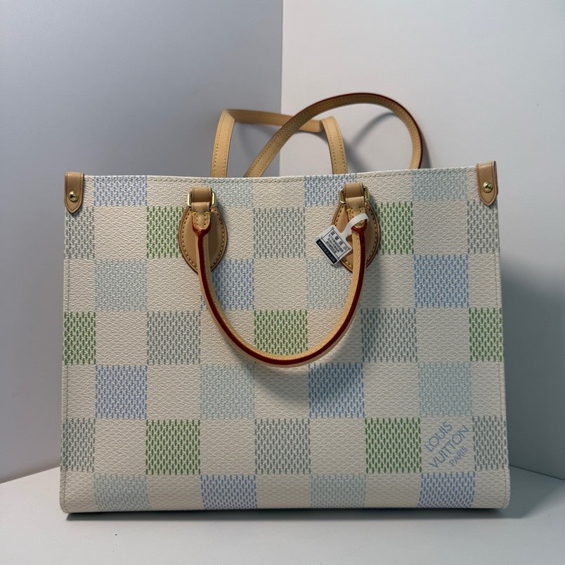 Louis Vuitton Limited On The Go Damier Giant MM Green Tote Bag