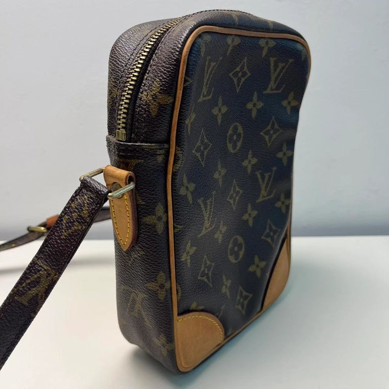 LOUIS VUITTON Danube Camera Crossbody Brown Monogram Canvas Bag