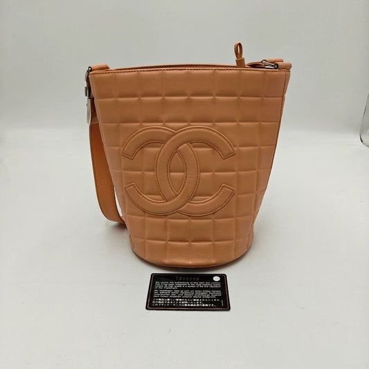 Chanel Vintage Beige Calfskin Shoulder Bag