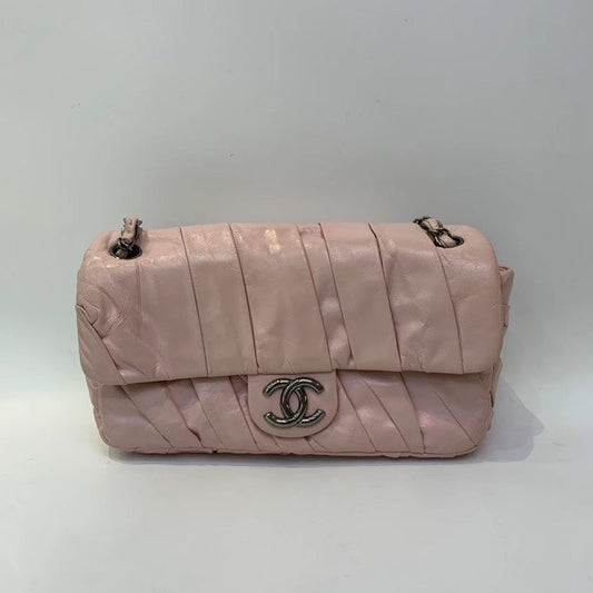 Chanel Powder Pink Classic Flap Crossbody/Shoulder Bag