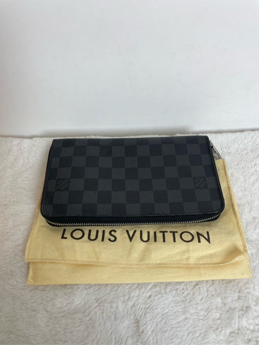 Louis Vuitton Damier Ebene Wallet - Black Canvas