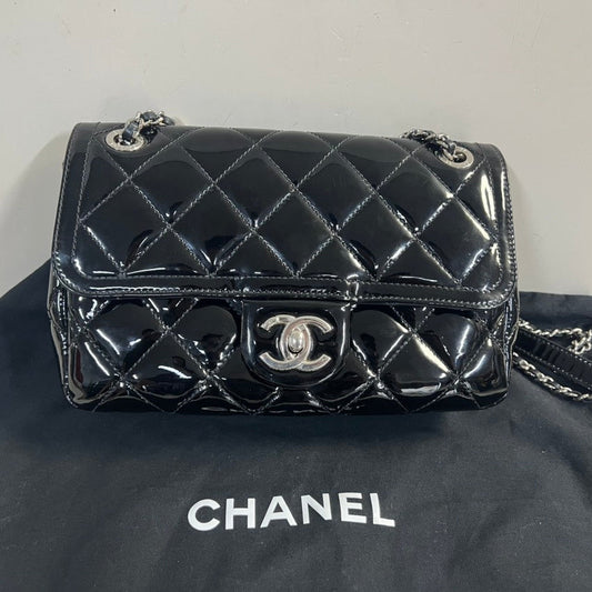 Chanel Quilted Chain Bag Black Leather Shoulder Bag