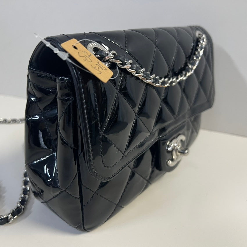 Chanel Quilted Chain Bag Black Leather Shoulder Bag