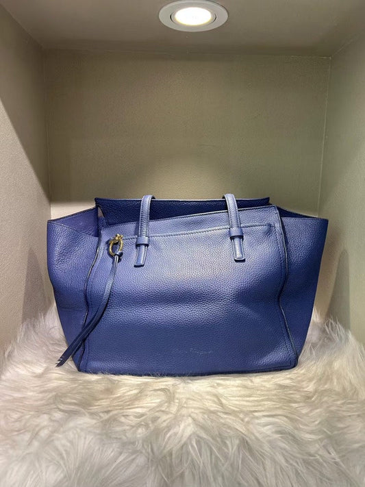 Pre-loved FERRAGAMO Large Blue Leather Tote Bag