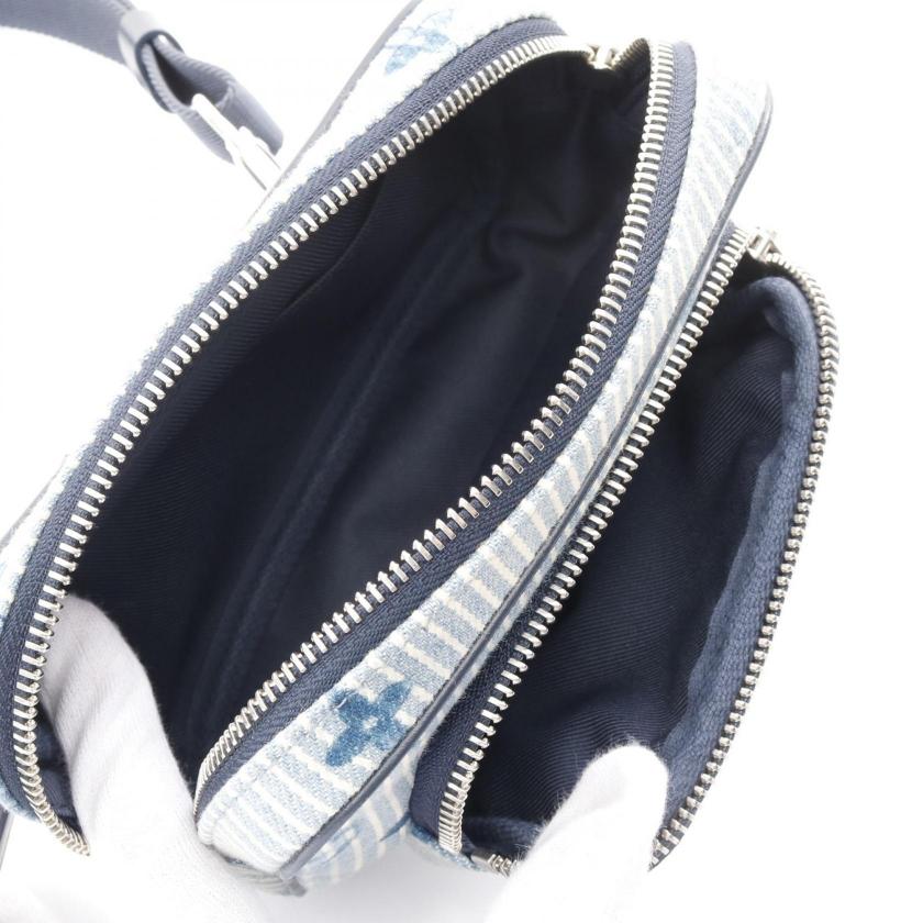 Pre-loved LOUIS VUITTON Outdoors Pochette Hickory Stripe Watercolor Summer Collection Body Bag - Light Blue Navy Canvas