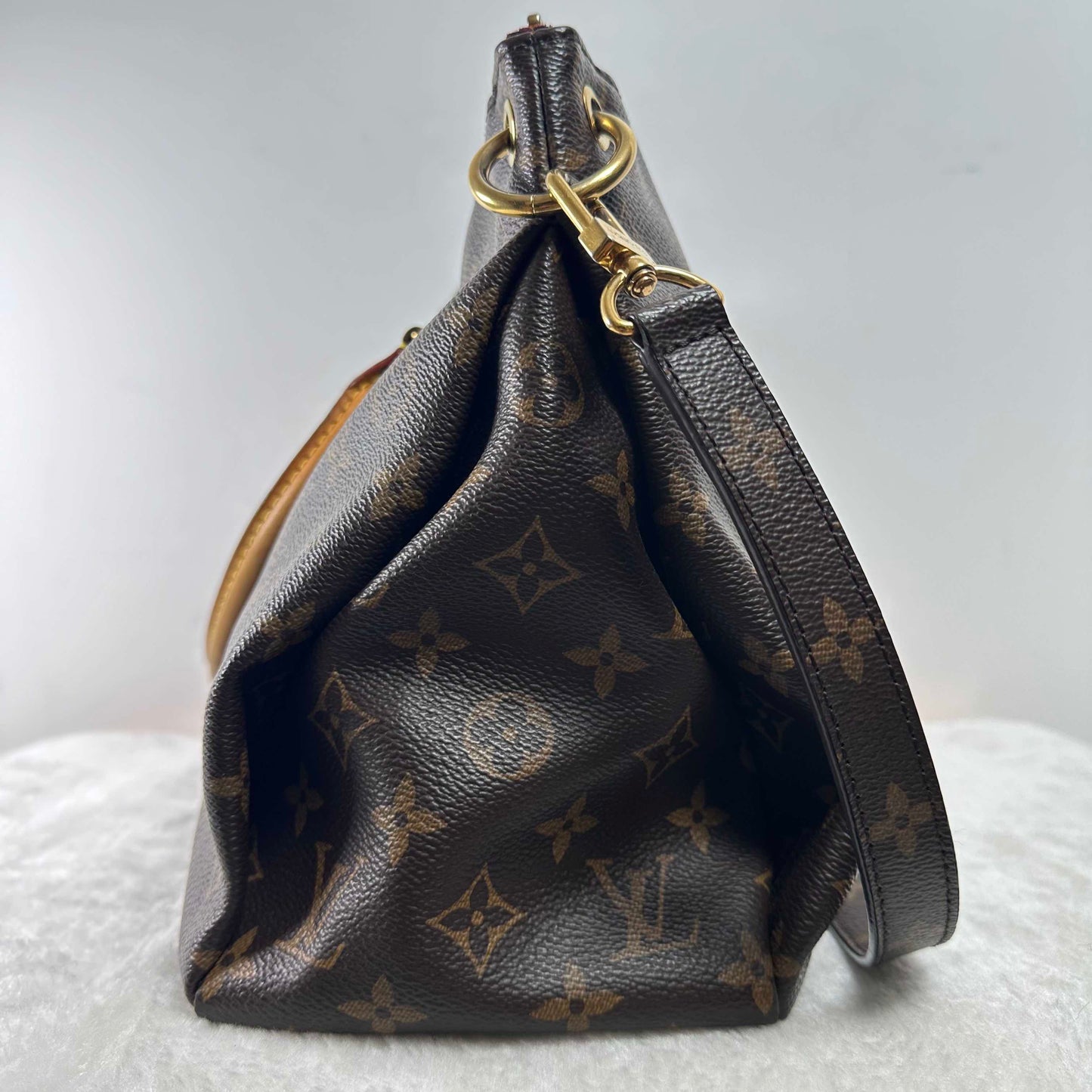 Louis Vuitton Pallas Monogram Canvas Shoulder Bag Handbag - Brown