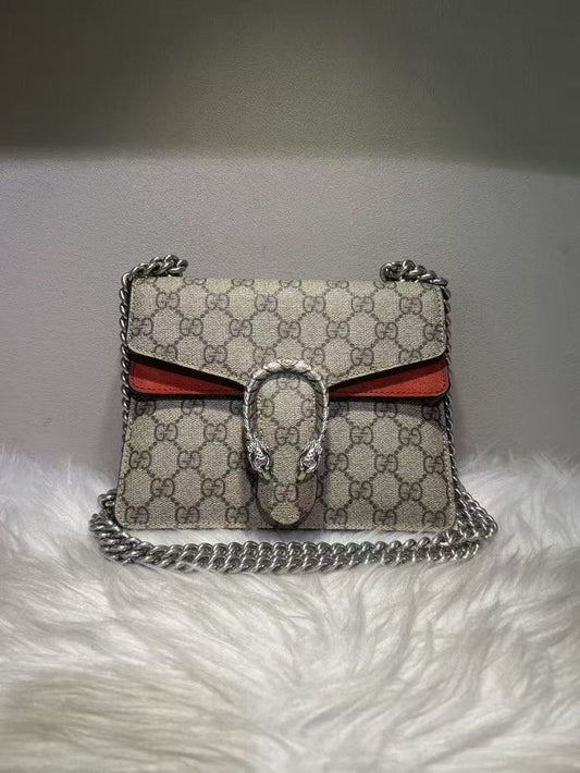 Pre-loved GUCCI Dionysus Beige Canvas Crossbody Bag