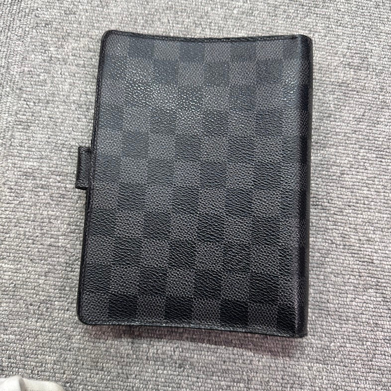 Pre-loved Louis Vuitton Damier Graphite Canvas Agenda GM Black Planner