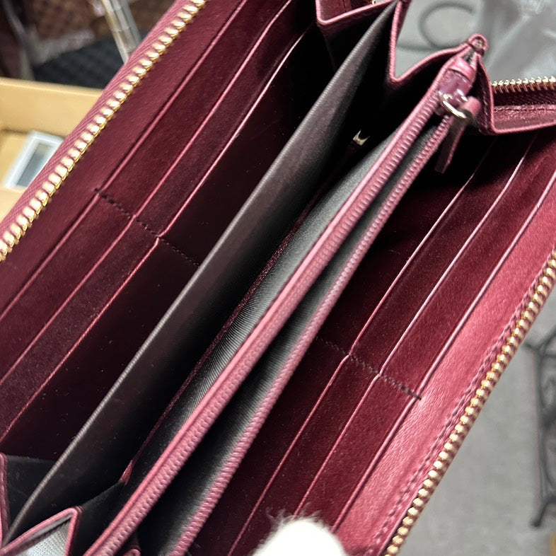 Pre-loved Gucci Wallet BVJ Purple Leather Wallet